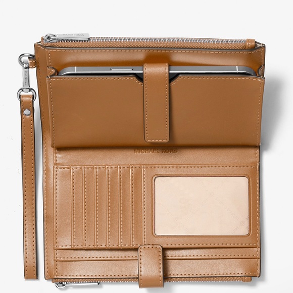 Michael Kors Jet Set Large Ombré Signature Logo Wristlet Wallet Phone
DUSK
NWT - Picture 2 of 16